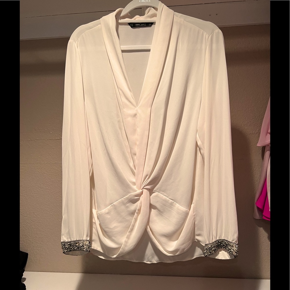 New No Tags Never worn Long sleeve top